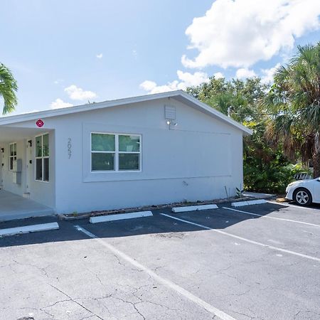 Just Off Wilton Drive Apt 5 Форт Лодърдейл Екстериор снимка
