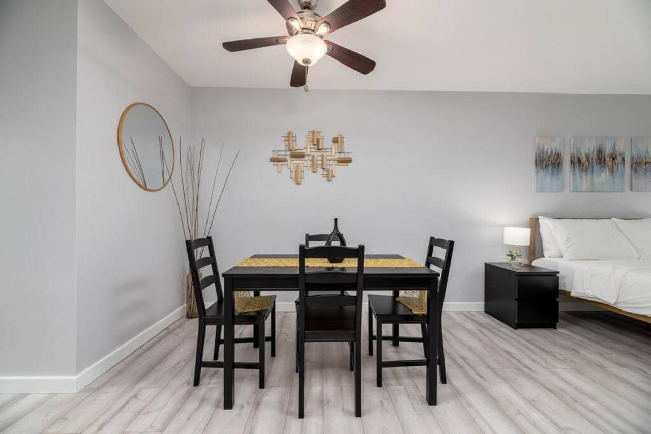 Just Off Wilton Drive Apt 5 Форт Лодърдейл Екстериор снимка