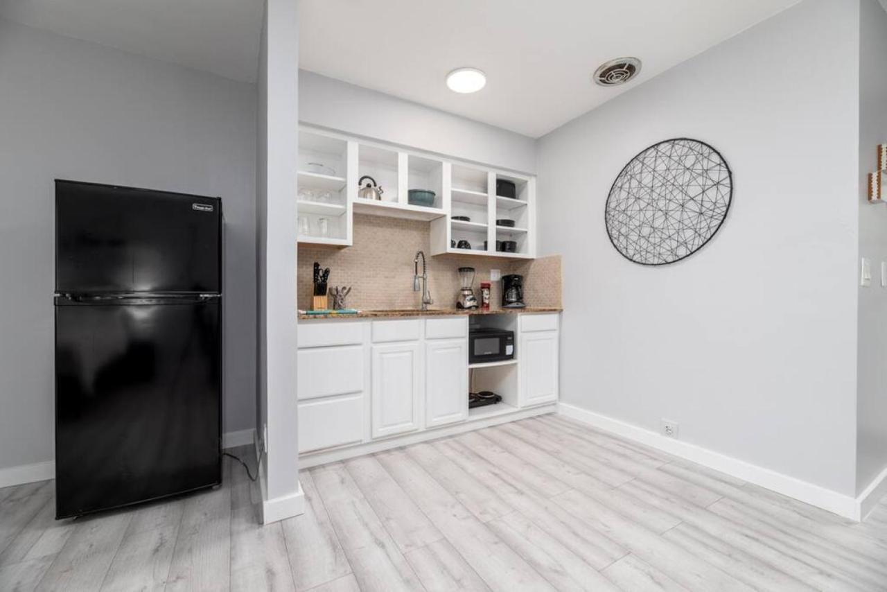 Just Off Wilton Drive Apt 5 Форт Лодърдейл Екстериор снимка