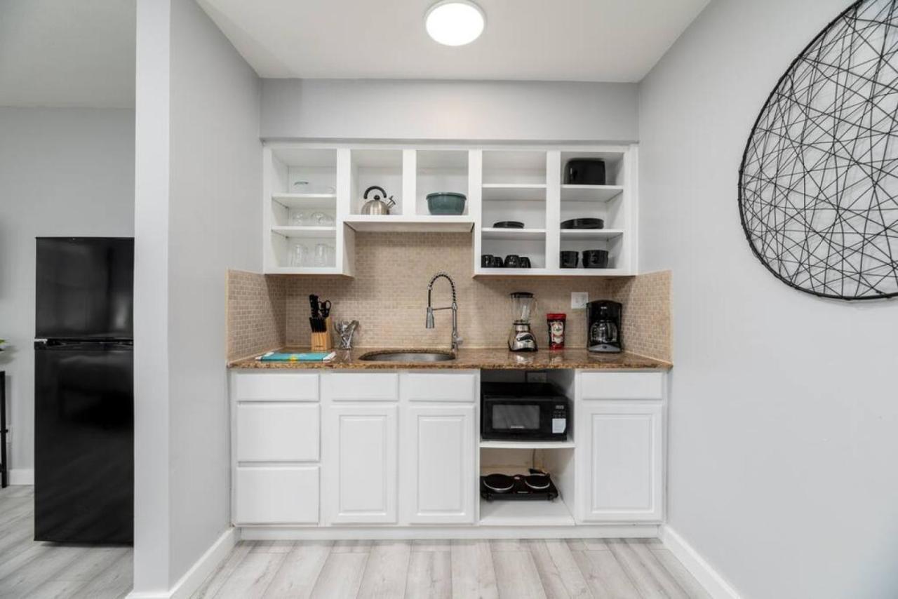 Just Off Wilton Drive Apt 5 Форт Лодърдейл Екстериор снимка