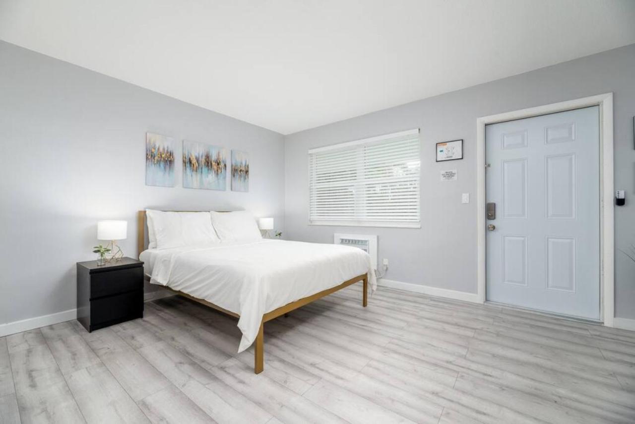 Just Off Wilton Drive Apt 5 Форт Лодърдейл Екстериор снимка